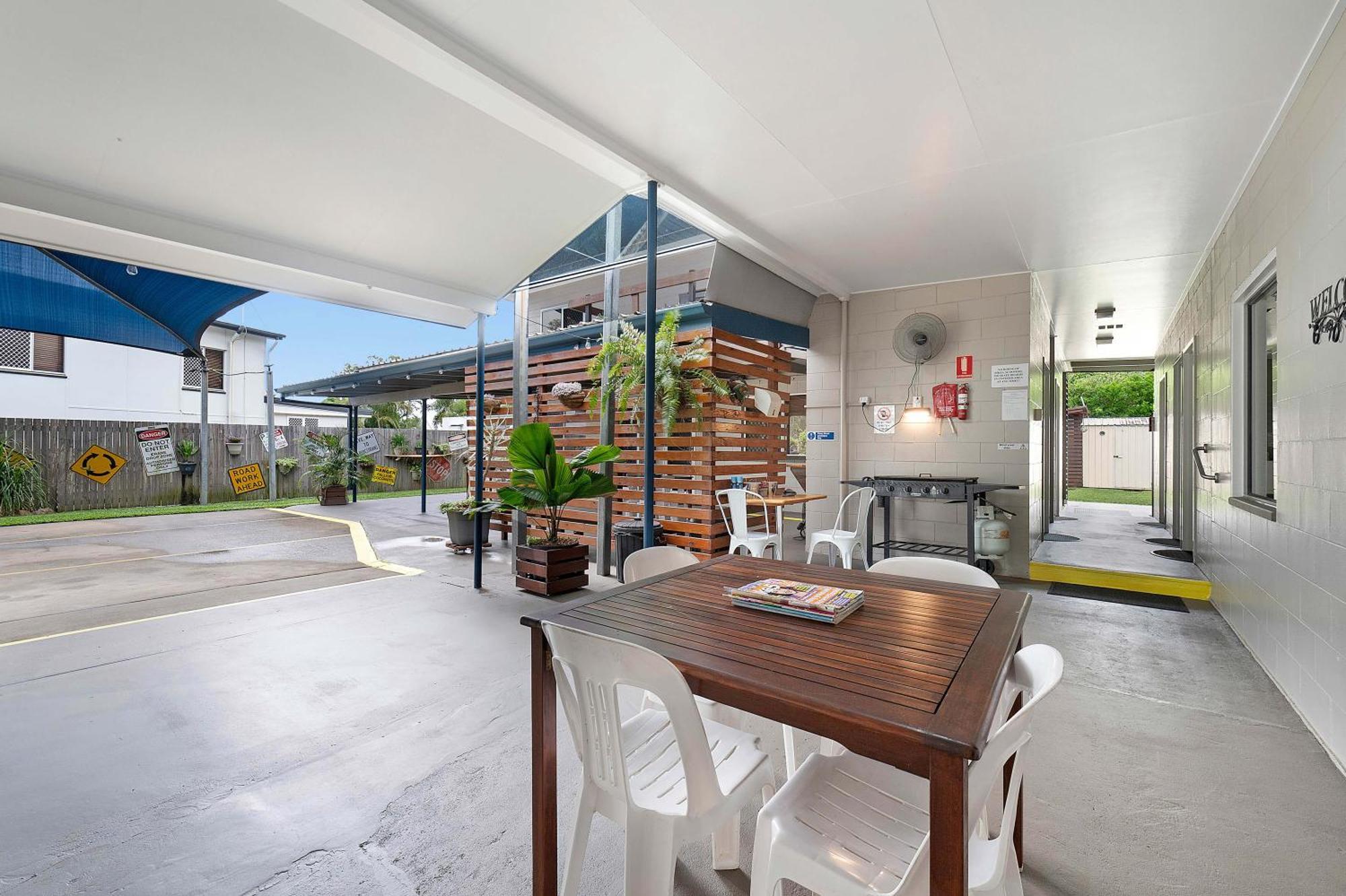 Seaforth Holiday Units Екстер'єр фото